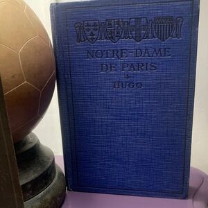 Notre-Dame de Paris Book by Hugo